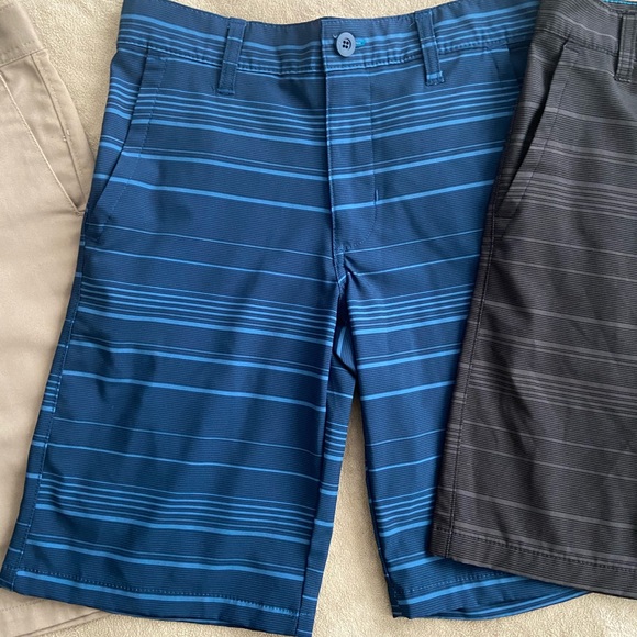 3 pairs of like new board shorts Volcom & RonJon! - Picture 5 of 16